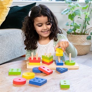 Geometric stacking puzzle